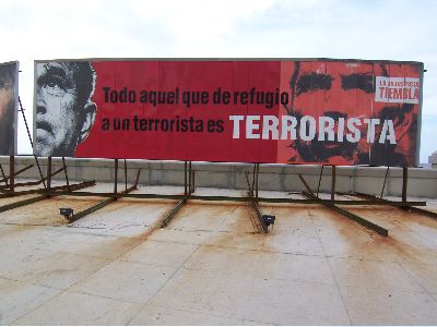 Affiches anti-imp&eacute;rialistes